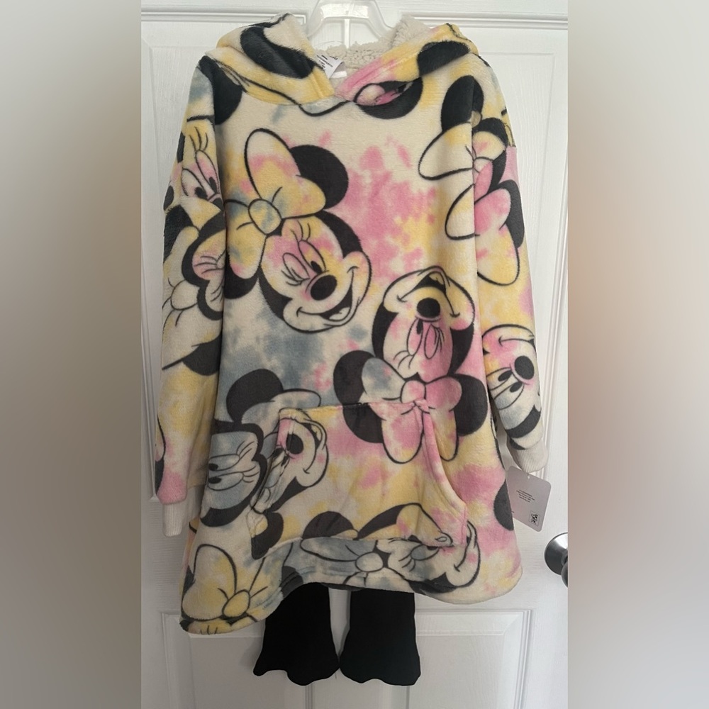 Disney Minnie Mouse Girls Outfit, Sizes 4/5 & 6/6x available New